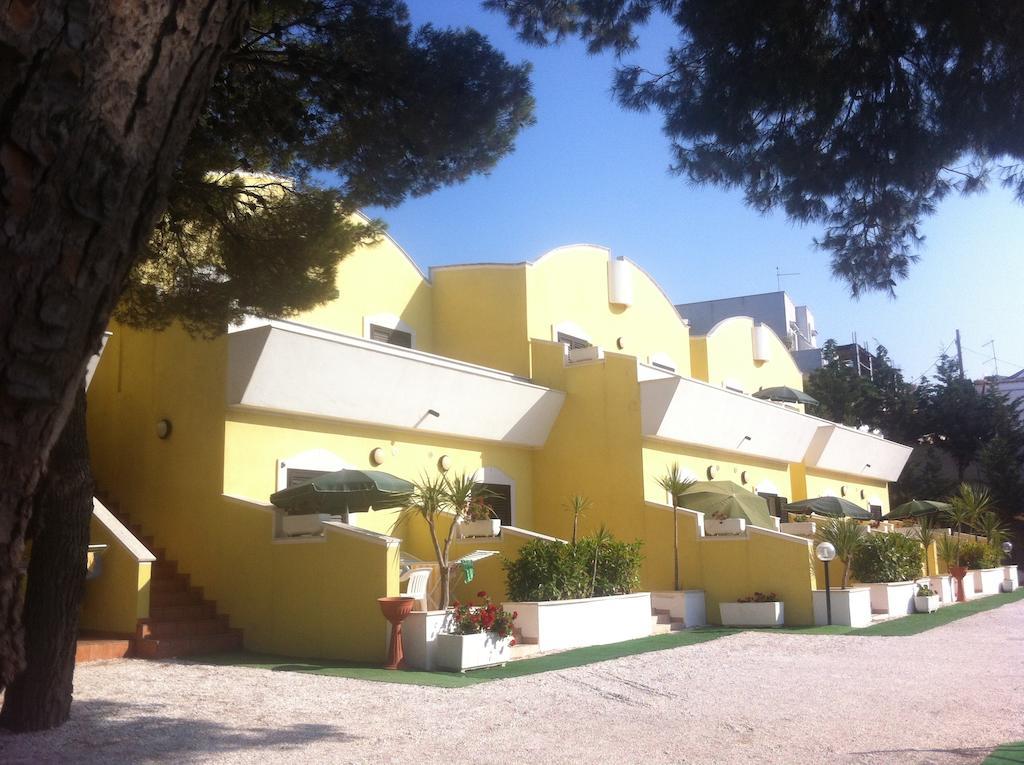 Argeste Club Vacanze Vieste Exterior foto